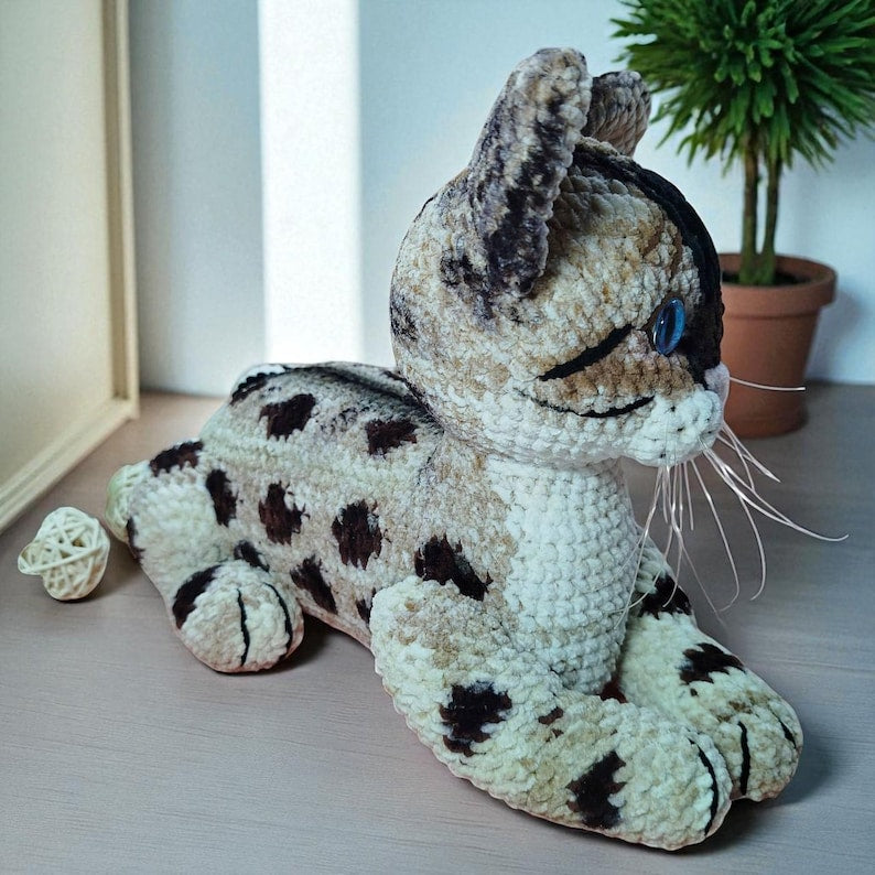 Savanna Cat Crochet Pattern