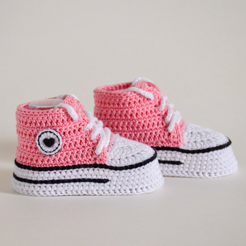 Baby Booties Crochet pattern