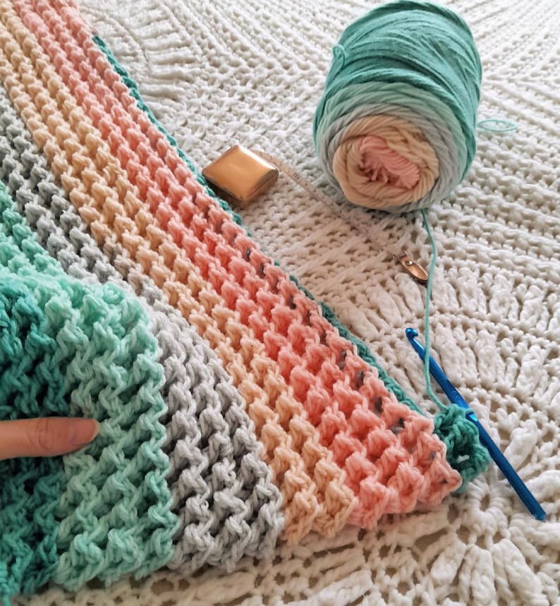 Waves Blanket Crochet Pattern