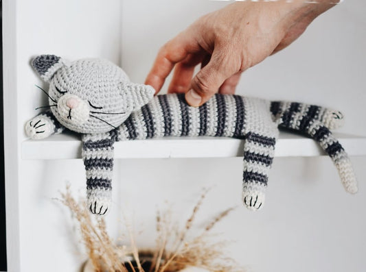 Sleepy Cat Crochet Pattern