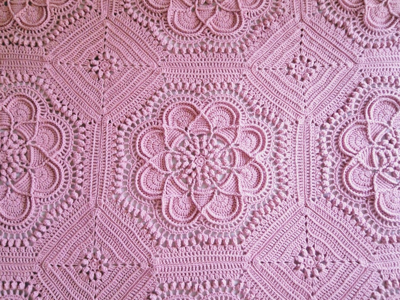 Heirloom Blanket Crochet Pattern