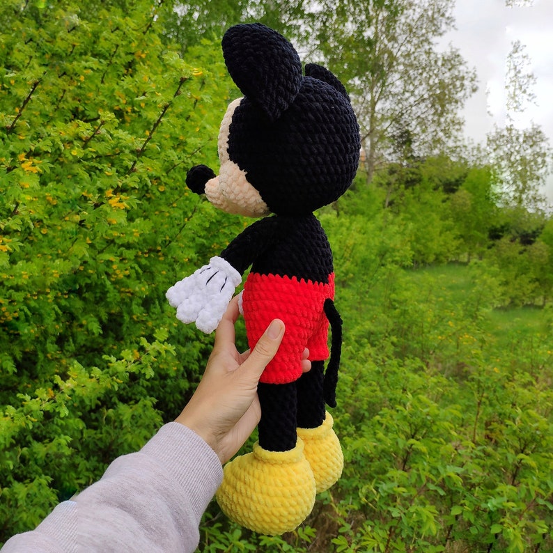Classic Mouse Crochet Pattern