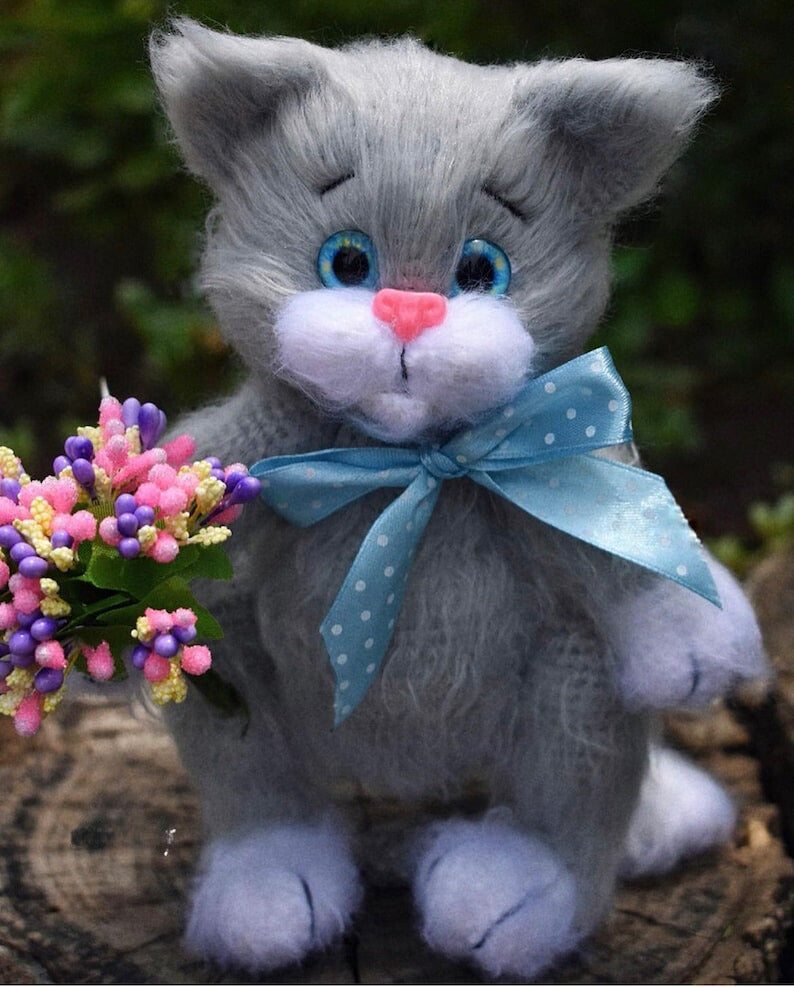 Charming Cat Amigurumi Crochet Pattern