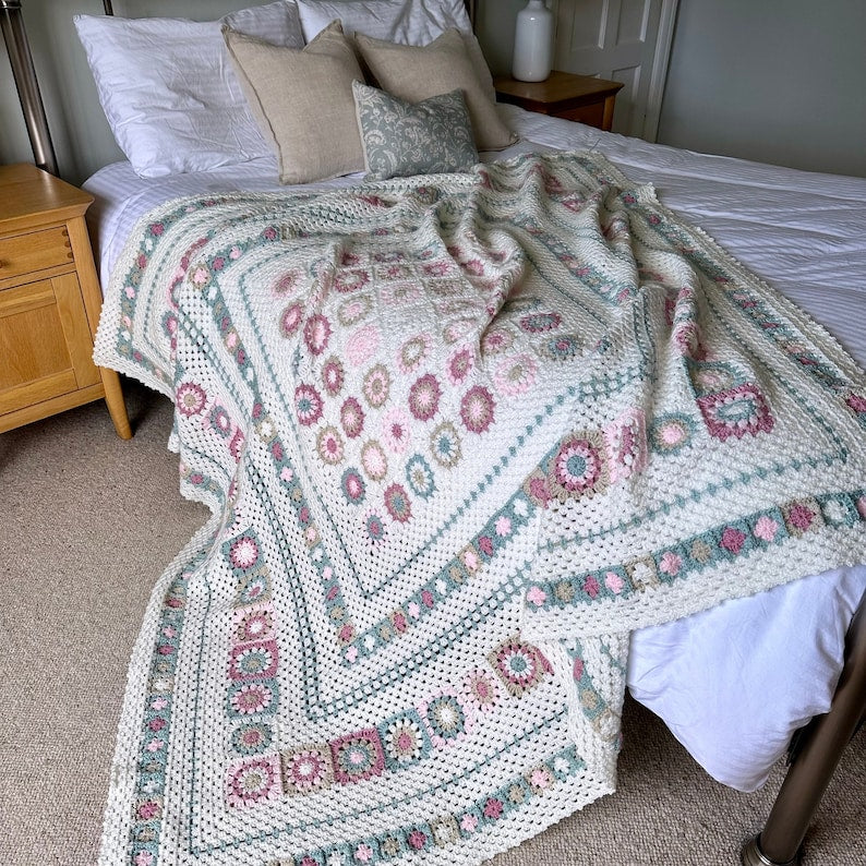 Graceful Heirloom Blanket Pattern