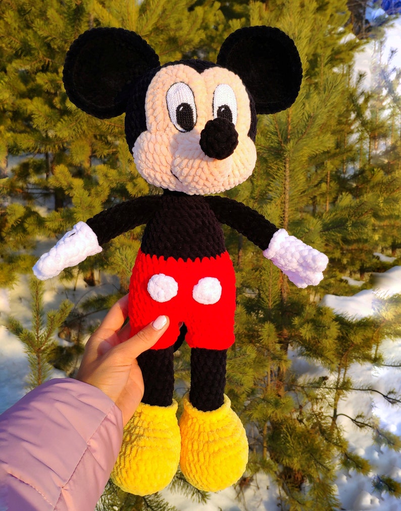 Classic Mouse Crochet Pattern