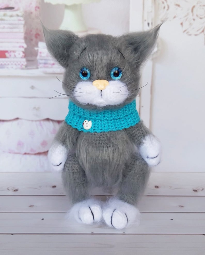 Charming Cat Amigurumi Crochet Pattern