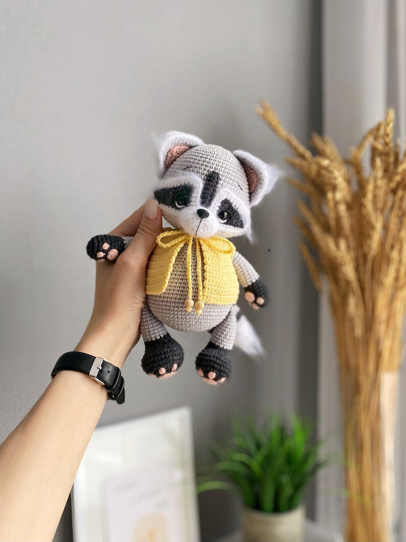 Raccoon Crochet Pattern